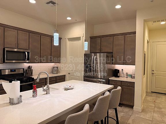 2nd image of 21045 W Sunrise Ln