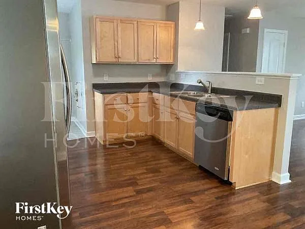 100 Ash Ave NW — Photo 9