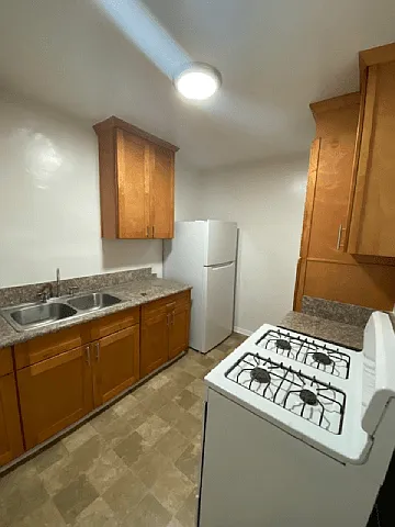 Floor plan 1 Bedroom. 1 Bathroom. 0 Half