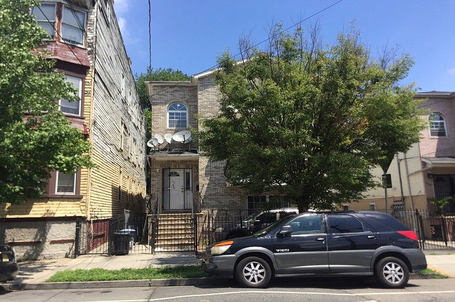 1st image of 327 Sussex Ave #329