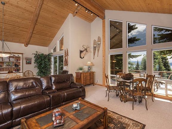 2nd image of 1103 Lassen View Dr