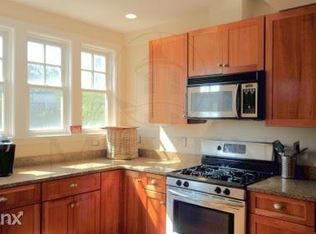 30-36 Elmer St #32, Cambridge, MA 02138