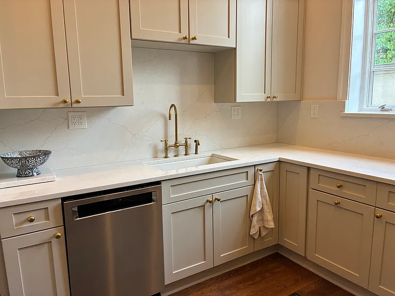 1331 C St NE — Photo 7