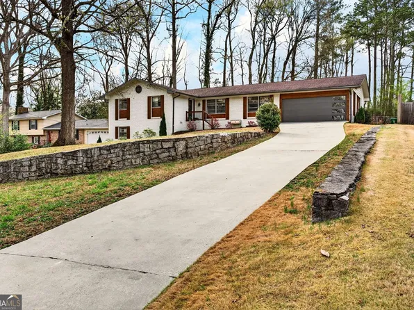 3297 N Embry Cir, Atlanta, GA 30341