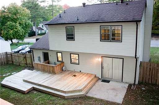 2nd image of 838 Jouett Dr