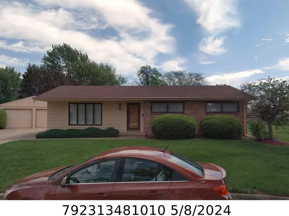 401 7th Street Pl SW, Altoona, IA 50009