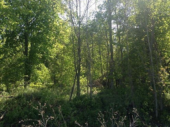 4th image of 935 W. Downington Road