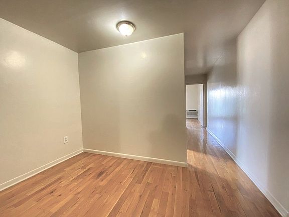 4th image of 329 E 63rd St APT 5C