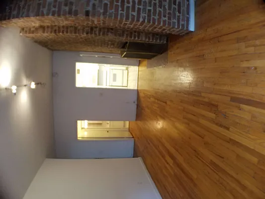 Rented by Allen Harris, LREB | media 30