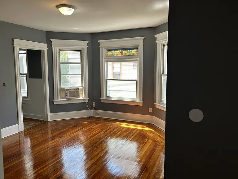 37-39 Wilmont St #2 — Photo 3