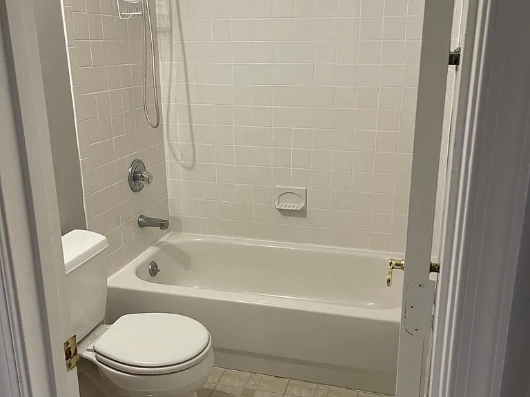 6 Marketree Ct — Photo 46