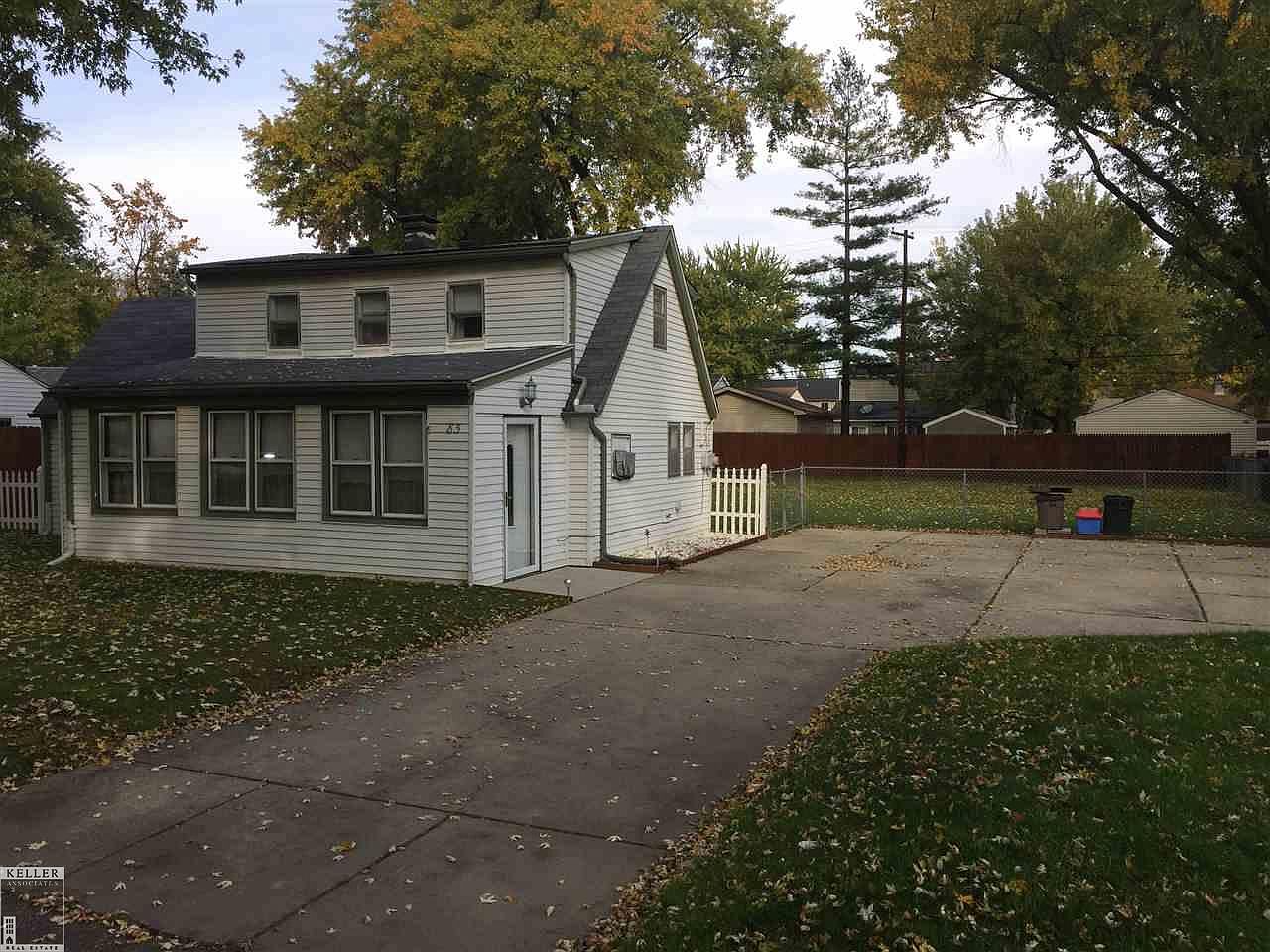 2379 Vermont Ave, Troy, MI 48083