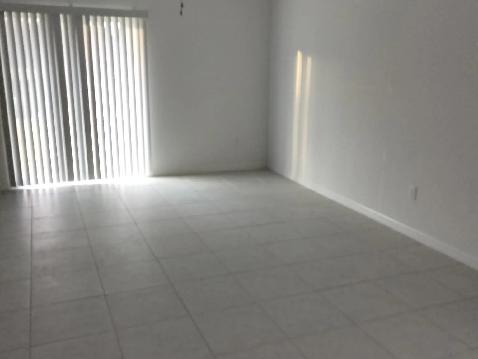 3 bed, 1450 sqft, $2,000 — Photo 2