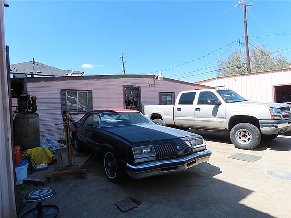 5th image of 4230 Sterling St