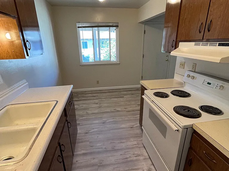 2949 Magliocco Dr #5 — Photo 6