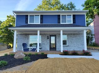 3335 Rush Lake Rd, Pinckney, MI 48169