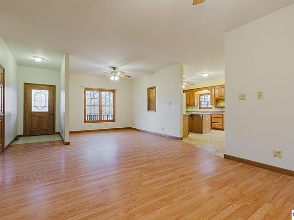 4th image of 4691 Saint John Rd