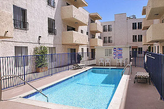 Lomita Apartments — Photo 20