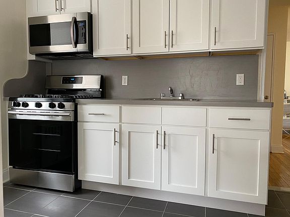 3rd image of 1429 Shore Pkwy #6
