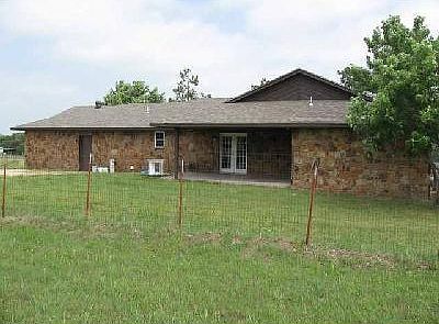 5th image of 30 Whispering Oaks Dr