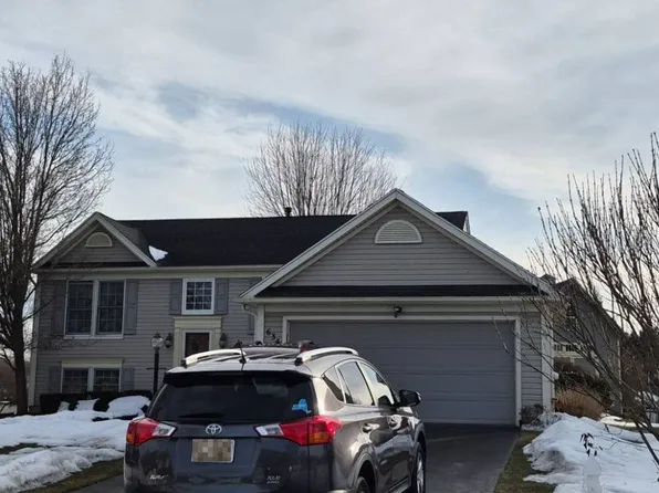 634 Cranberry Ln, Macedon, NY 14502