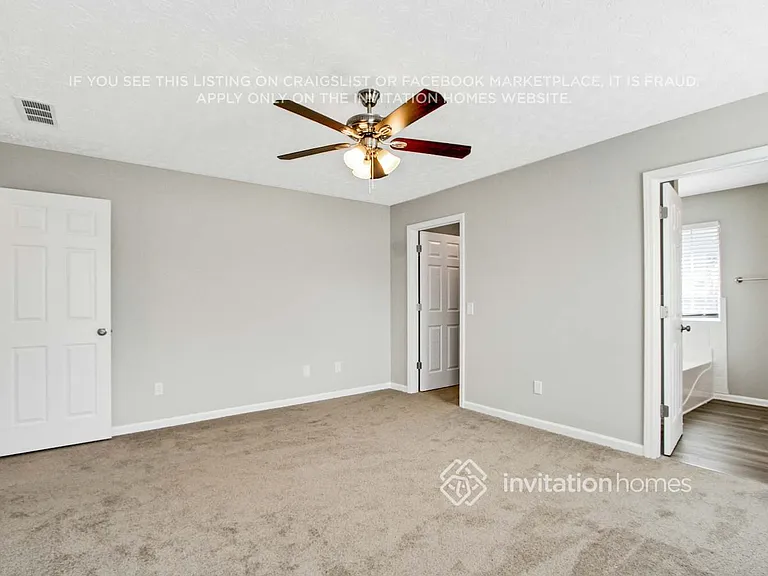4035 Hollow Spring Trl — Photo 19
