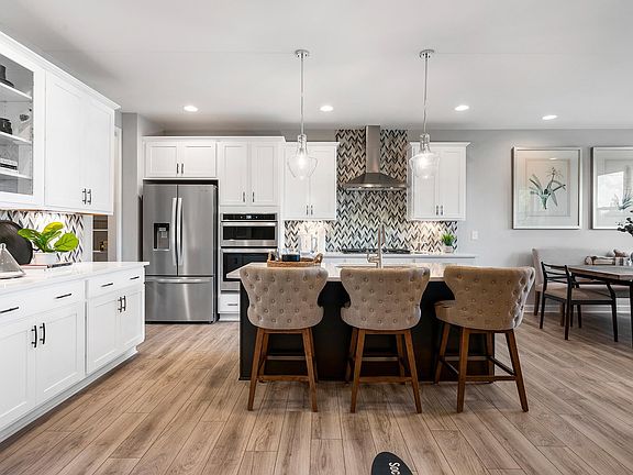 4th image of 385 Bonaventure Dr #497