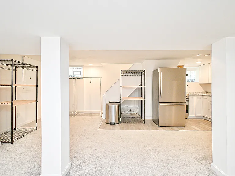2216 Burnett Ave #2 — Photo 10