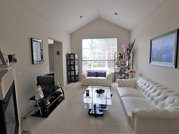 3rd image of 17103 Caitlin Cir