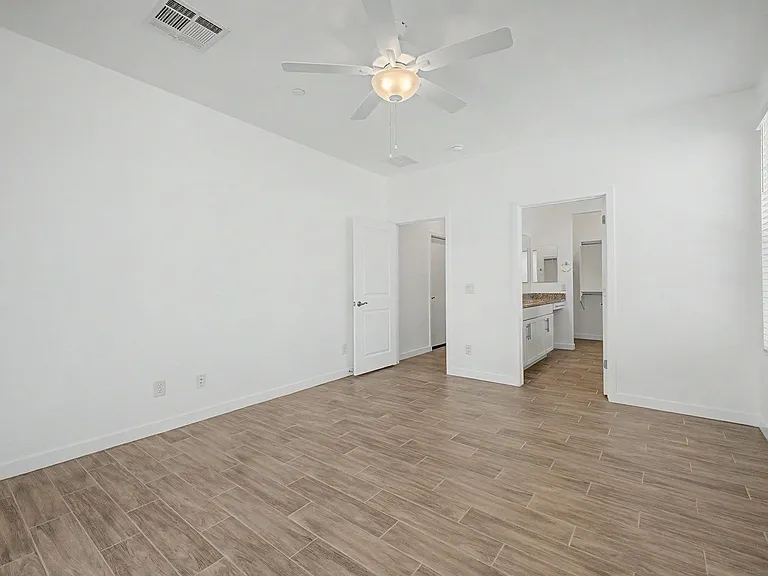 8232 E University Dr #102 — Photo 15