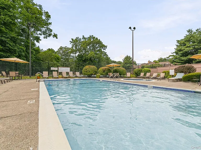 101 Eagle Bay Dr — Photo 31