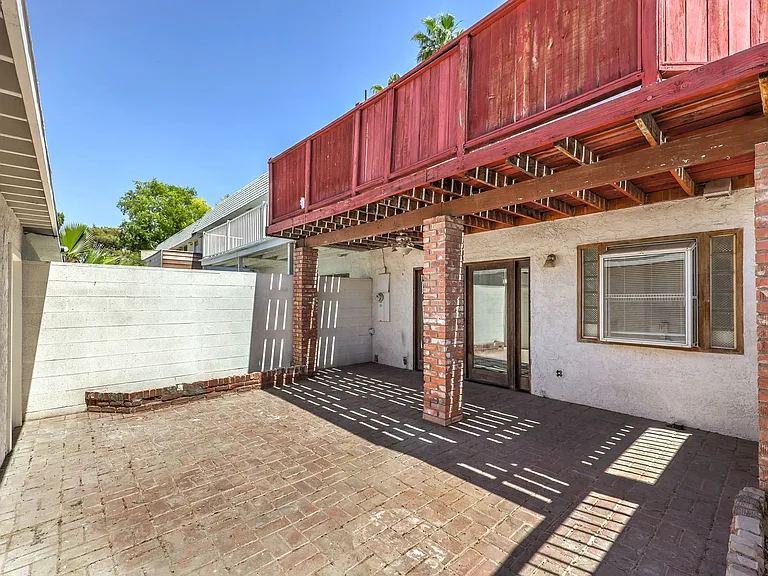 343 Greenbriar Townhouse Way — Photo 24