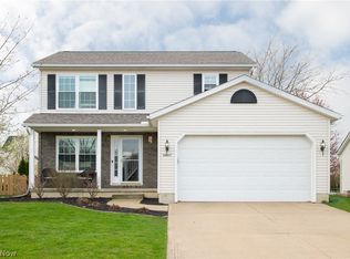 38457 Rain Tree Cir, North Ridgeville, OH 44039