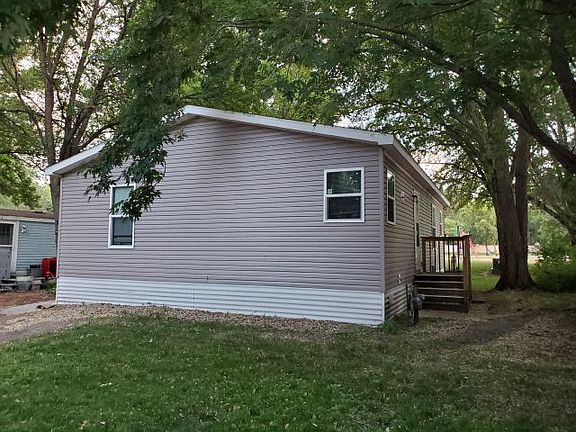4th image of 26 113th Ln NE #573