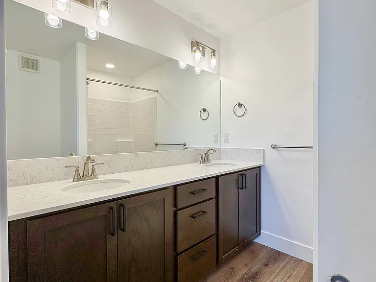 1065 Bighorn St #A — Photo 7