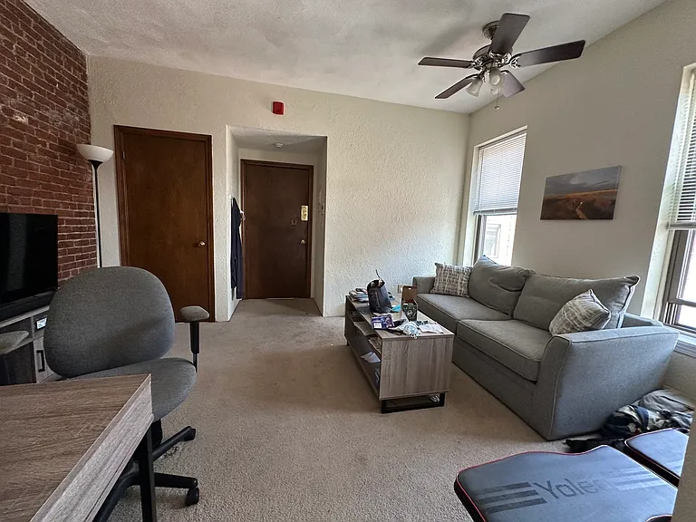 8 Westland Ave #4 — Photo 5