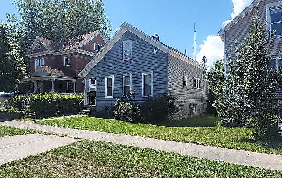 112 W Clark St, Alpena, MI 49707 Zillow