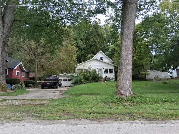 313 W Water St, Montpelier, OH 43543
