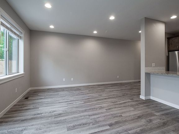 3rd image of 6009 NE 105th Ave Unit B