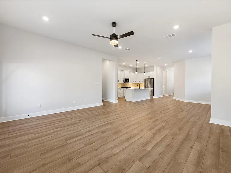 140 Cibolo Creek Loop — Photo 31