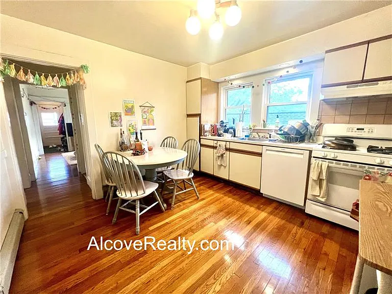 21 Sartwell Ave #2 — Photo 3