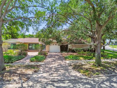 750 Alda Way NE, Saint Petersburg, FL, 33704
