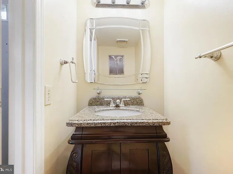 4453 Edan Mae Ct — Photo 4