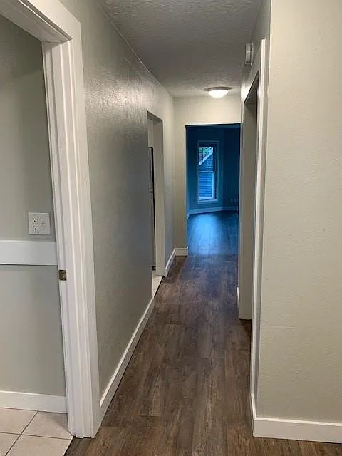 2 bed, 1000 sqft, $2,000 — Photo 4