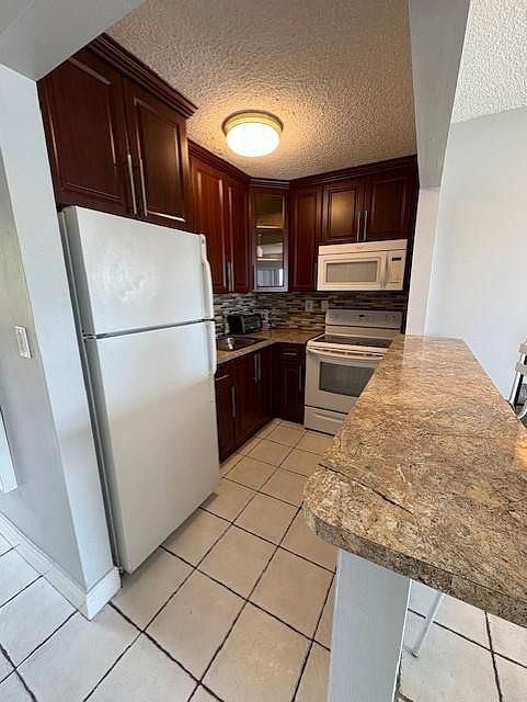 1st image of 365 NE 125th Street #305