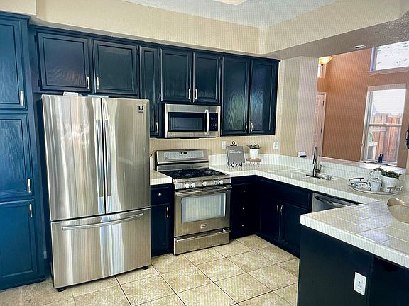 4th image of 756 Crossridge Ct