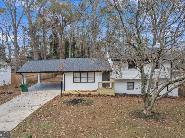 3296 Columbia Woods Dr, Decatur, GA 30032