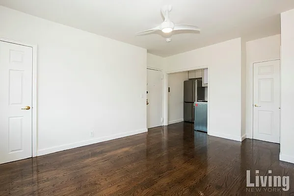 Rented by Living New York | media 12