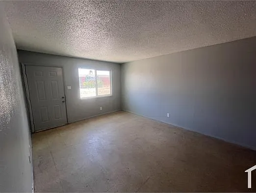 423 Dallas St NE #C — Photo 8