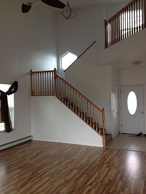 1st image of 661 W 6th Ave